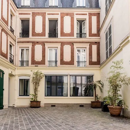 Loft Atelier D'artiste Coeur De Paris. Exceptionnel ! Daire Paris